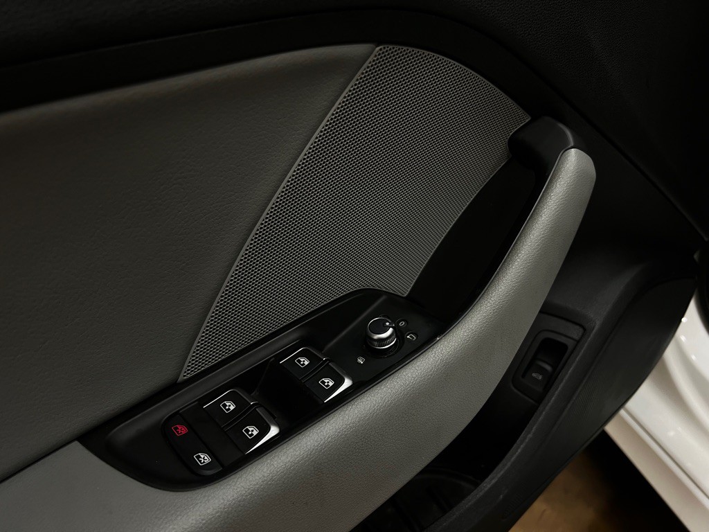 2018 Audi A3 Image 27