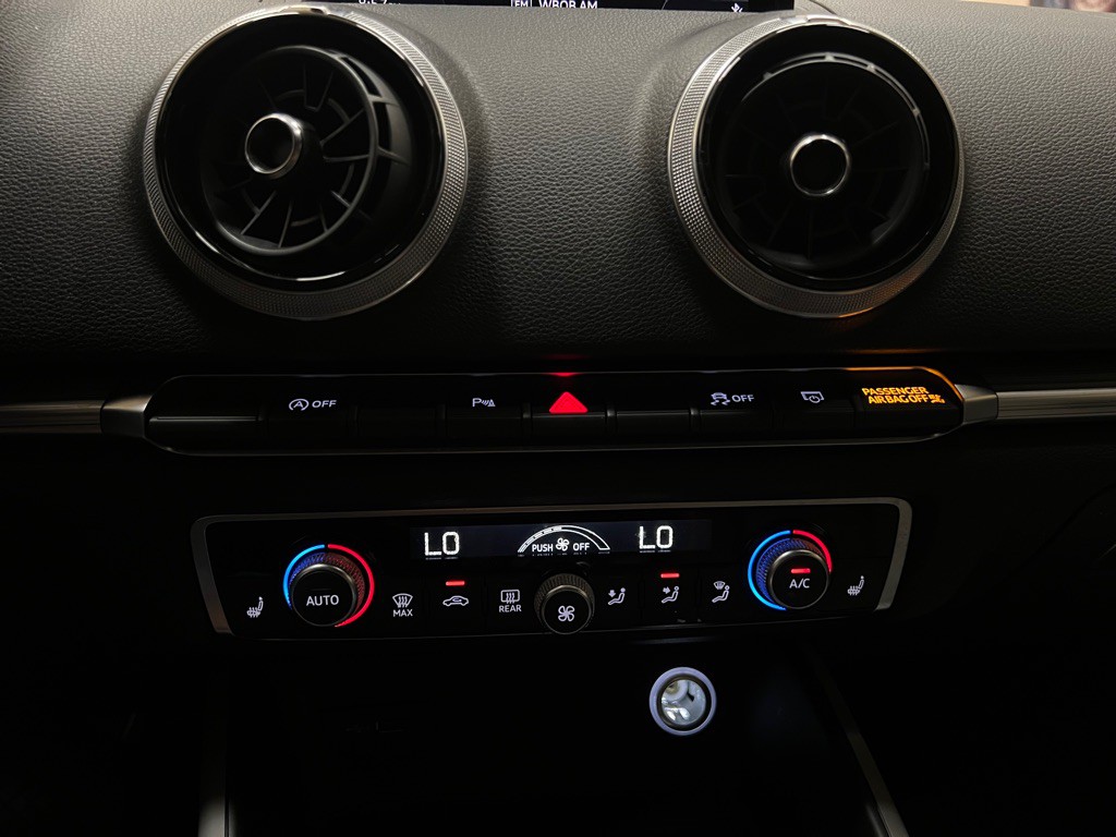 2018 Audi A3 Image 35