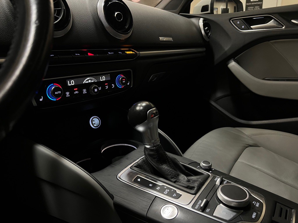 2018 Audi A3 Image 37