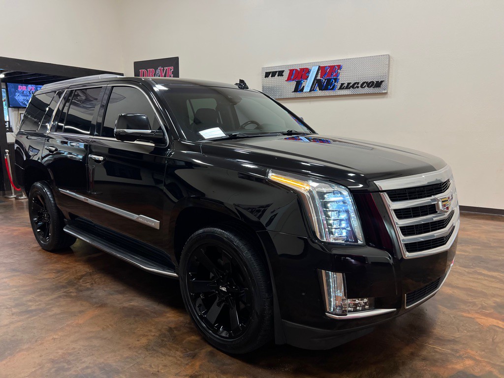 2018 Cadillac Escalade Image 3