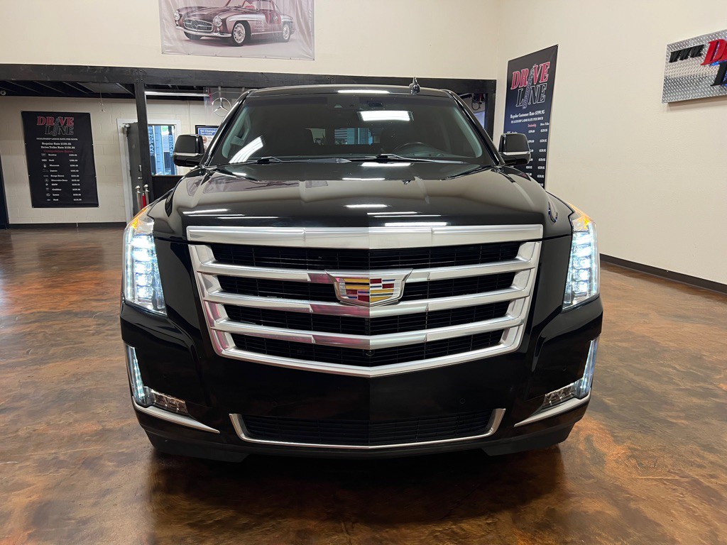 2018 Cadillac Escalade Image 4