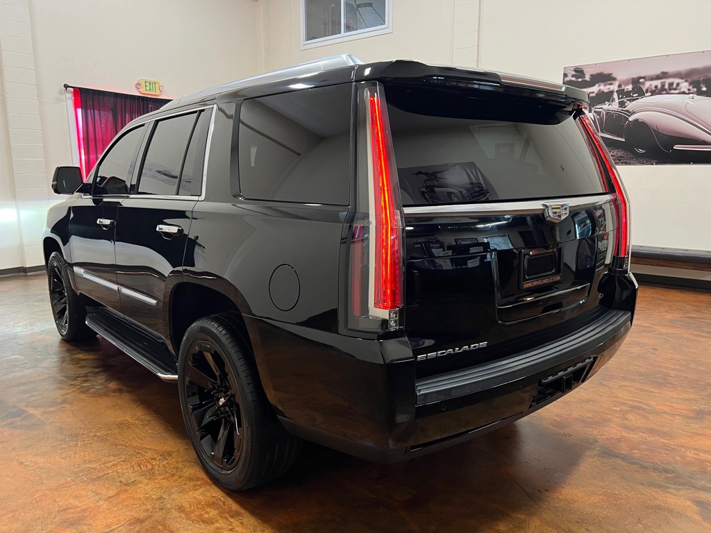 2018 Cadillac Escalade Image 7