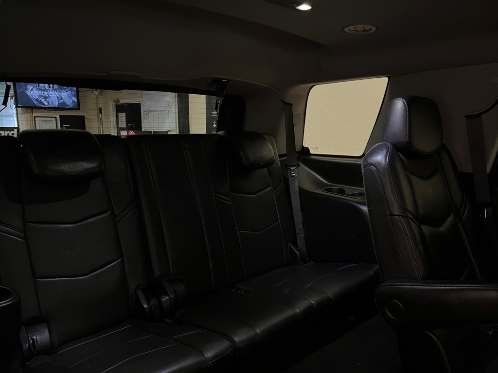 2018 Cadillac Escalade Image 26
