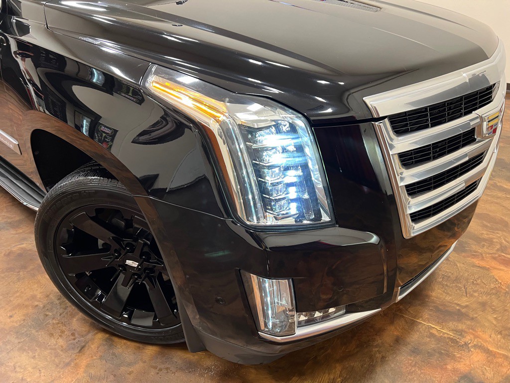2018 Cadillac Escalade Image 49