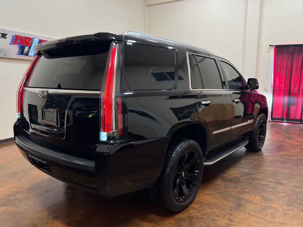 2018 Cadillac Escalade Image 57