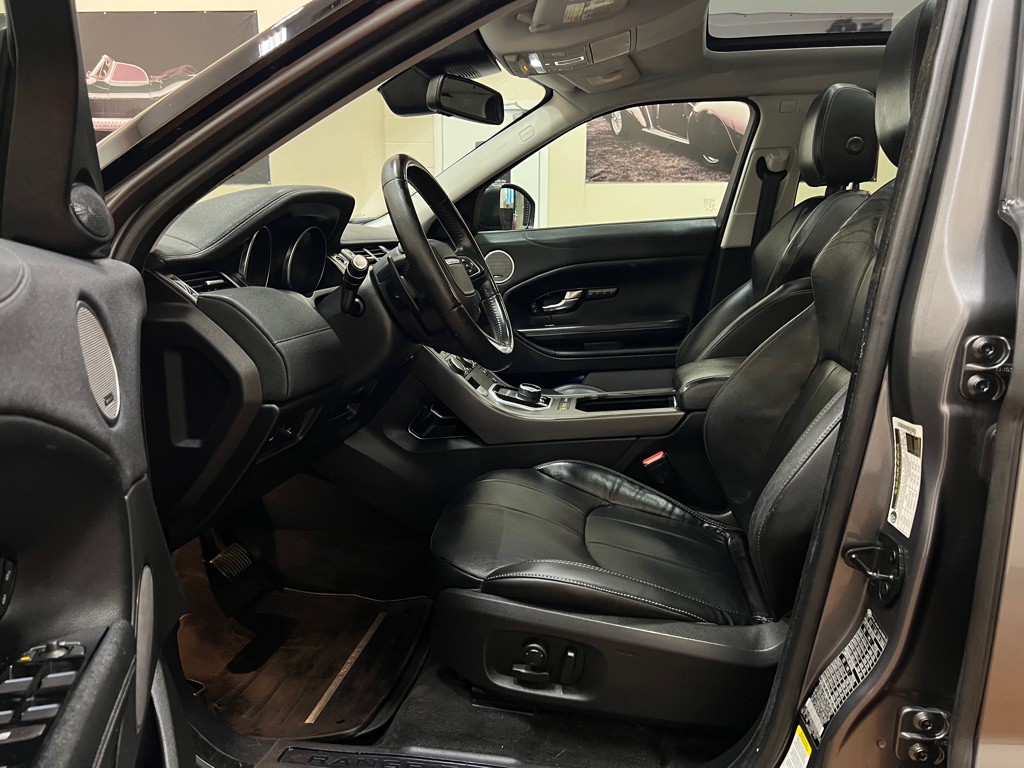 2019 Land Rover Range Rover Evoque Image 15