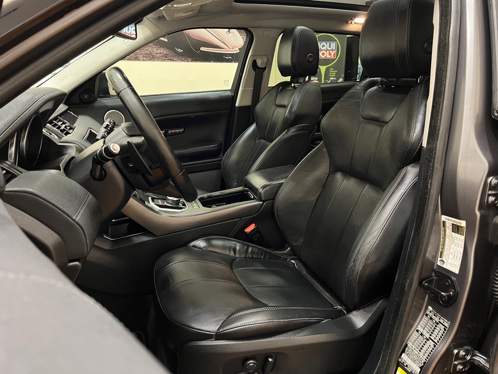 2019 Land Rover Range Rover Evoque Image 16