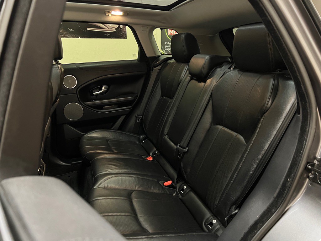 2019 Land Rover Range Rover Evoque Image 19