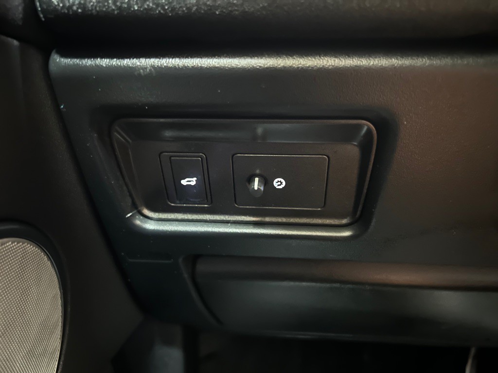 2019 Land Rover Range Rover Evoque Image 36