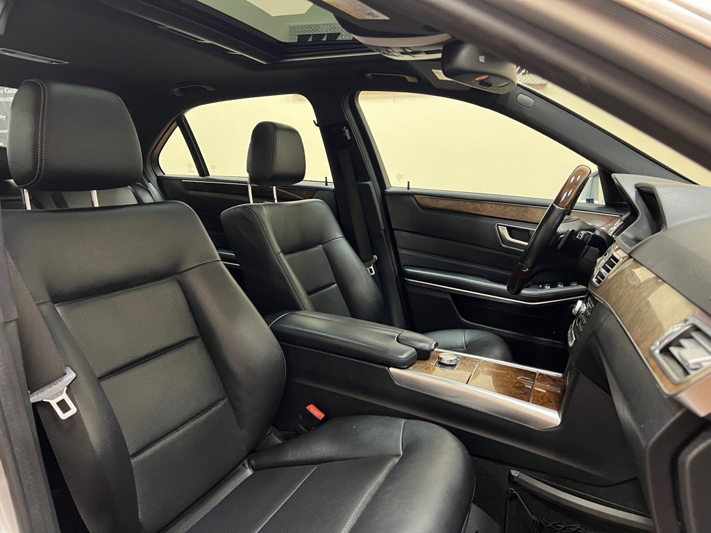 2014 Mercedes-Benz E-Class Image 22