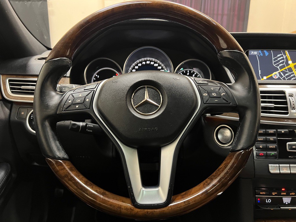 2014 Mercedes-Benz E-Class Image 25