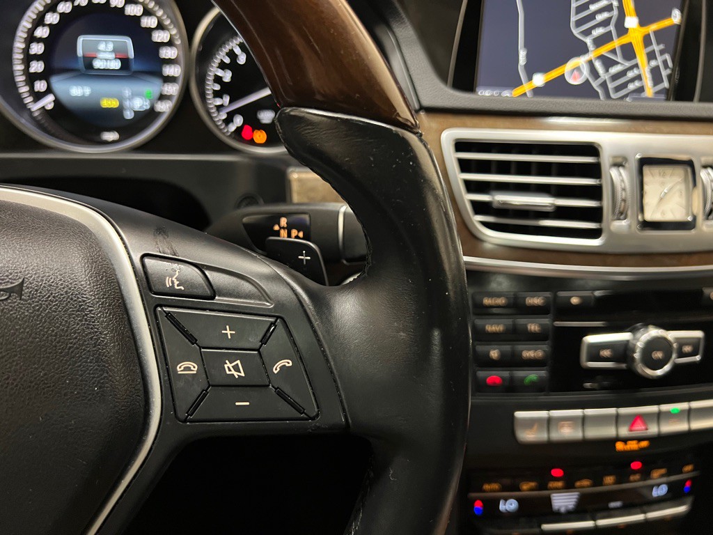 2014 Mercedes-Benz E-Class Image 30