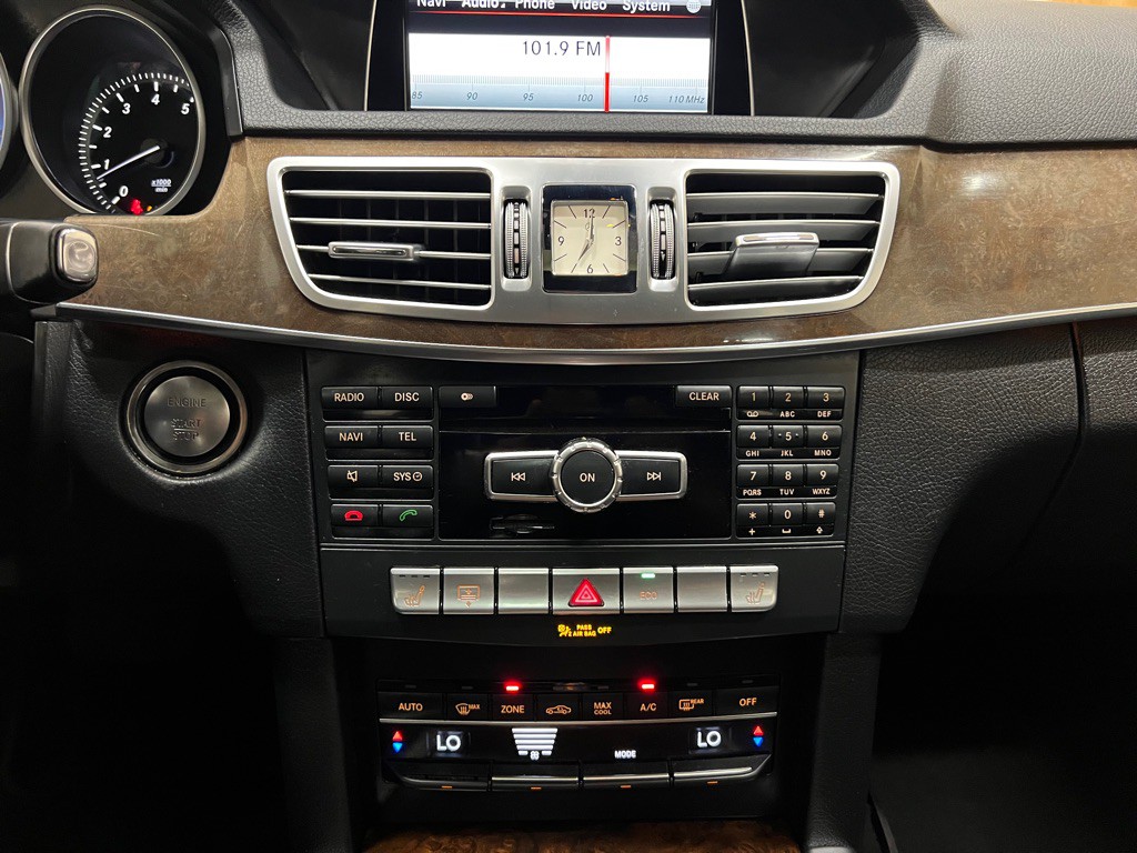 2014 Mercedes-Benz E-Class Image 37