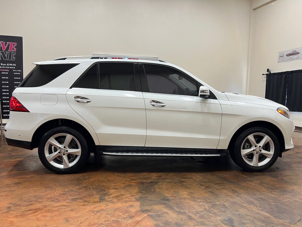 2016 Mercedes-Benz GLE-Class Image 10