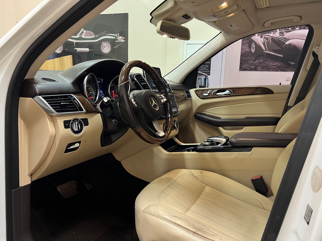 2016 Mercedes-Benz GLE-Class Image 14