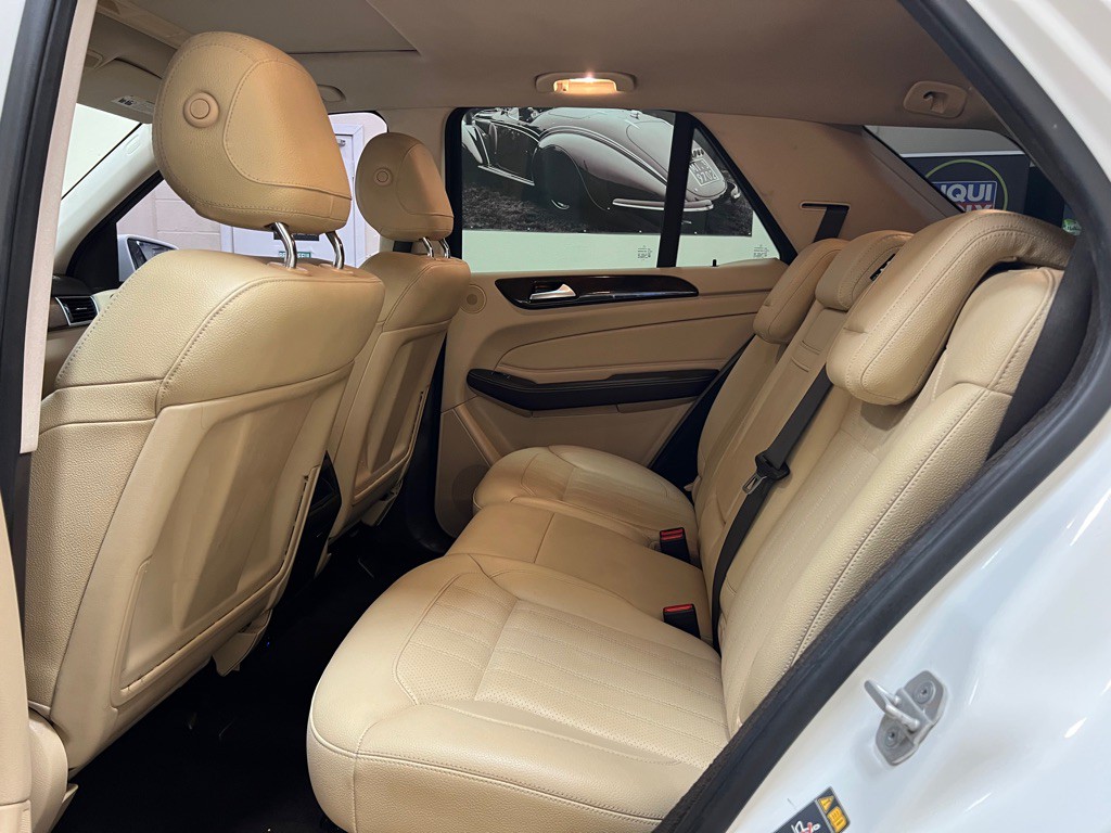 2016 Mercedes-Benz GLE-Class Image 18