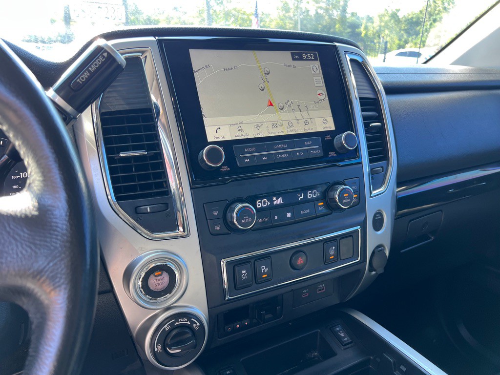 2021 Nissan Titan Image 34