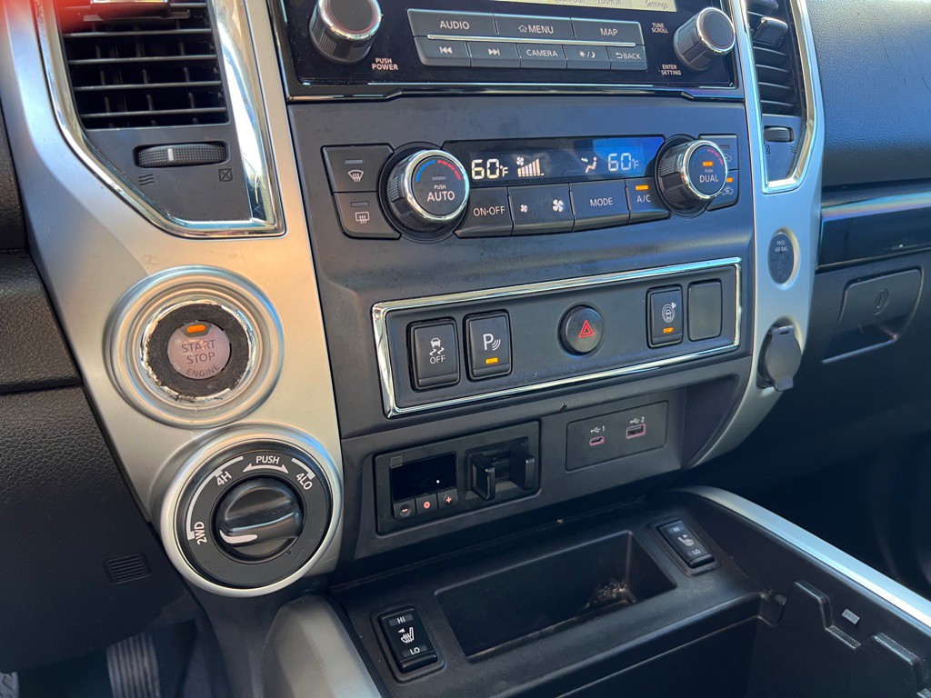2021 Nissan Titan Image 38