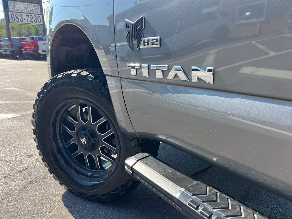 2021 Nissan Titan Image 44