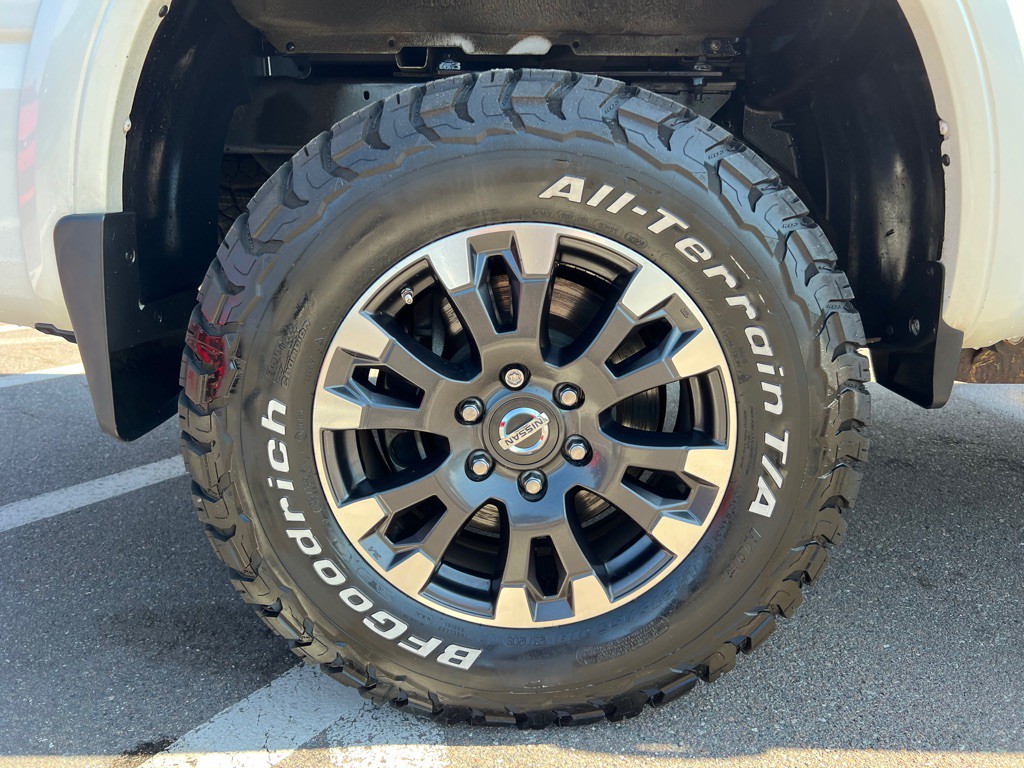 2018 Nissan Titan Image 12