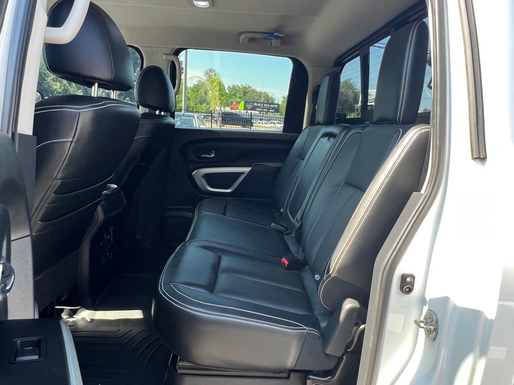 2018 Nissan Titan Image 20