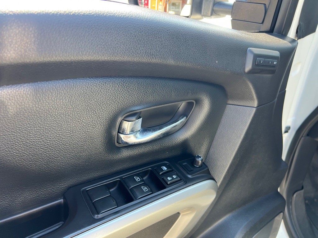 2018 Nissan Titan Image 31