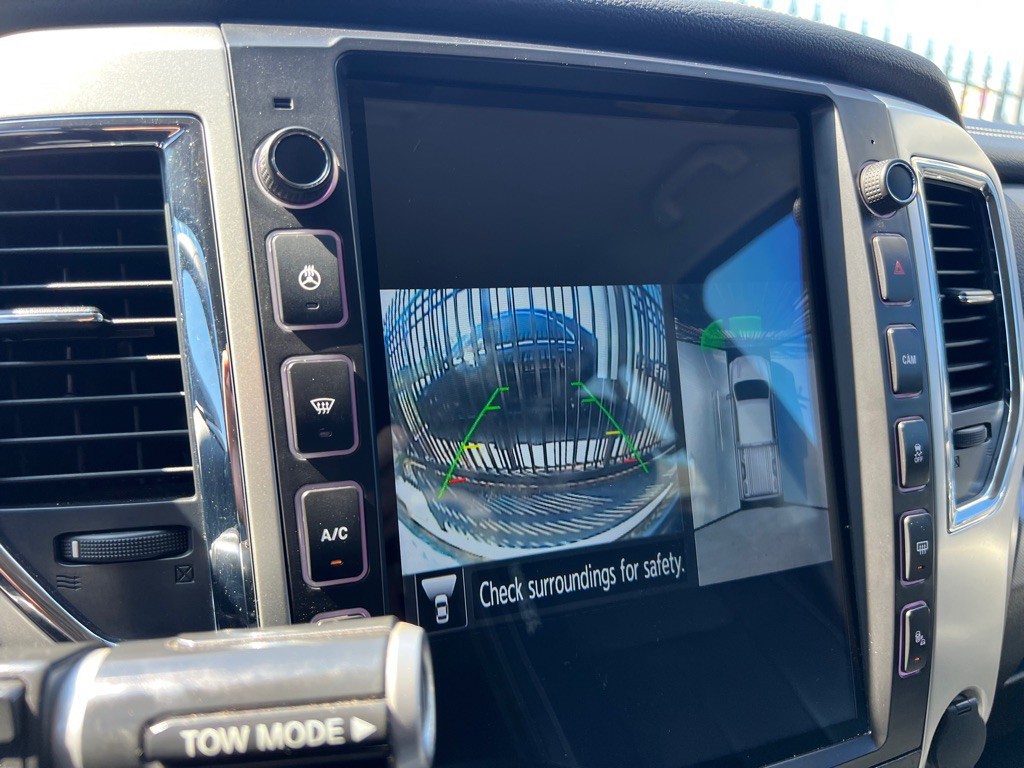 2018 Nissan Titan Image 40