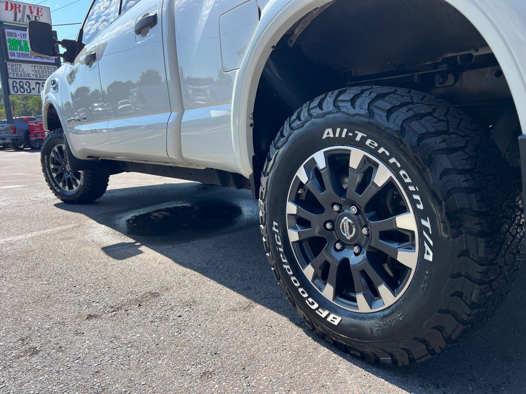 2018 Nissan Titan Image 57