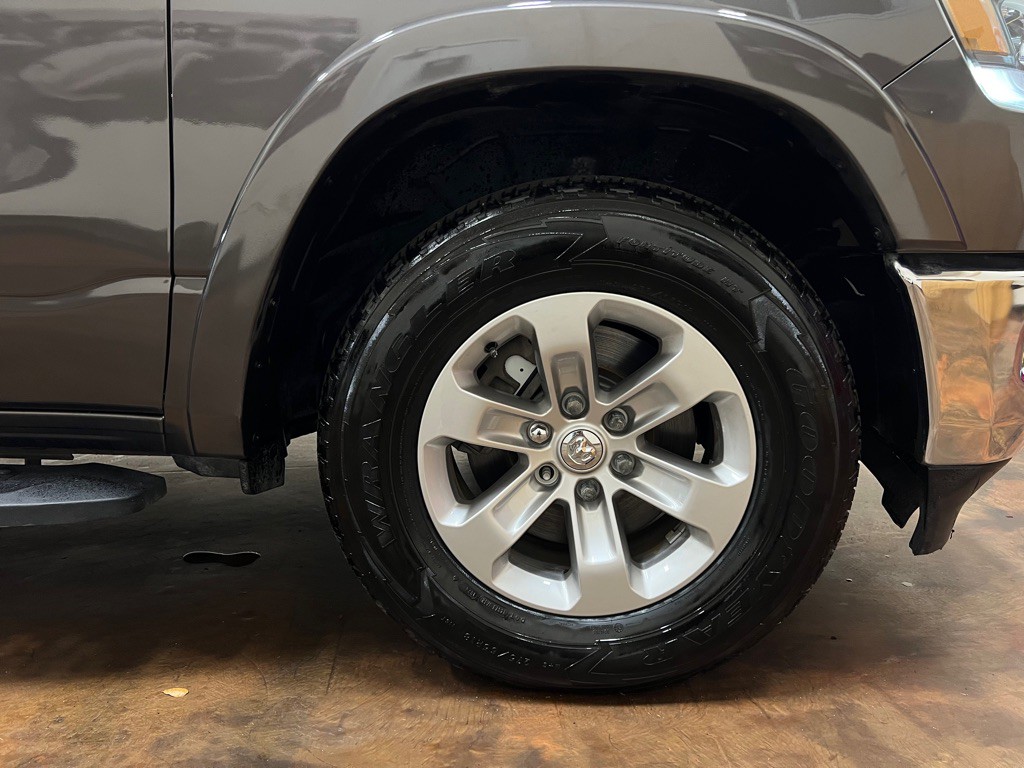 2020 RAM 1500 Image 11