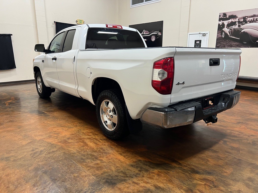 2017 Toyota Tundra Image 6