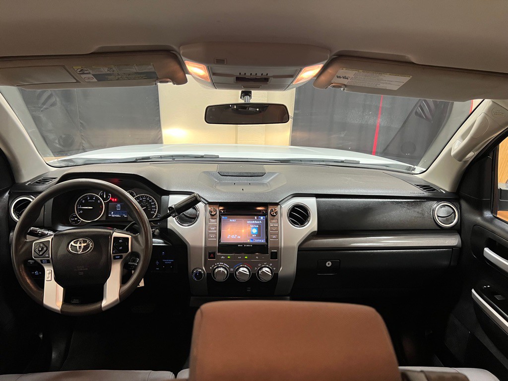 2017 Toyota Tundra Image 13