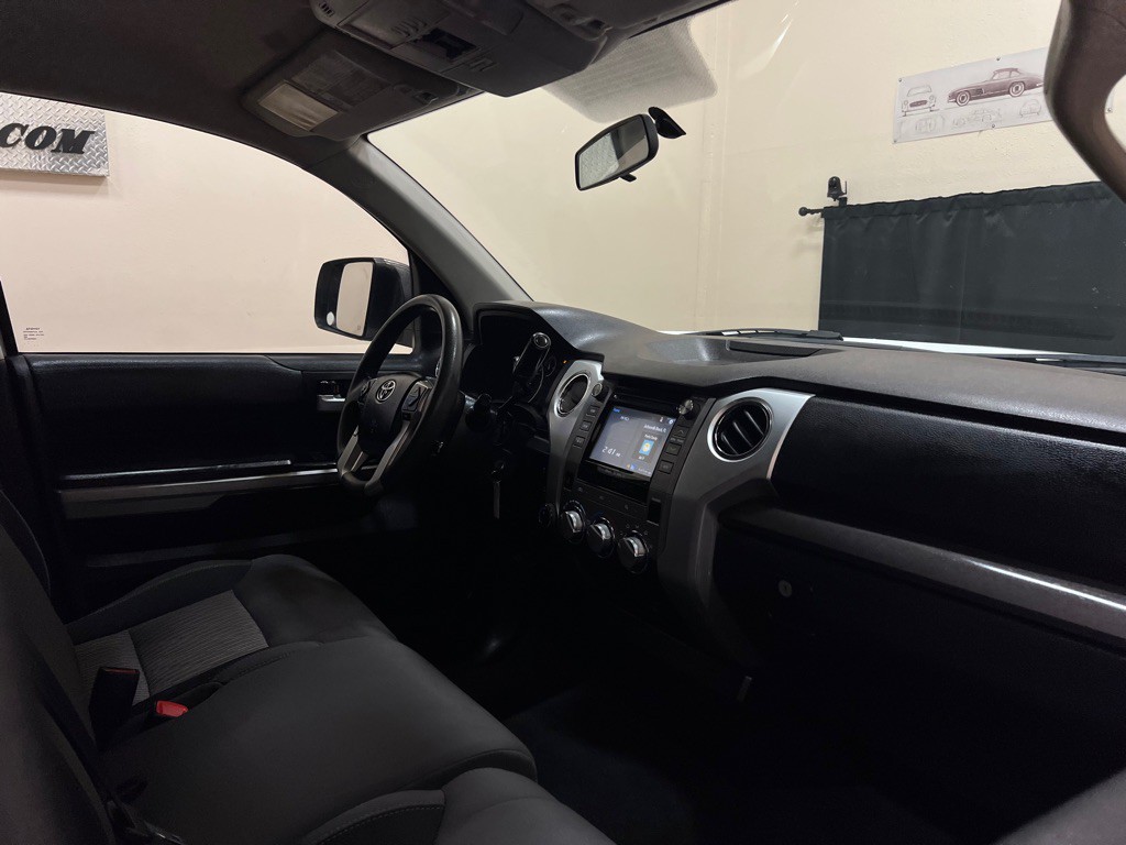 2017 Toyota Tundra Image 14
