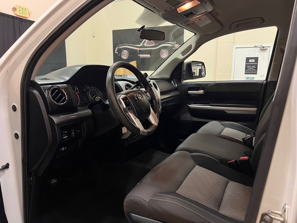 2017 Toyota Tundra Image 15