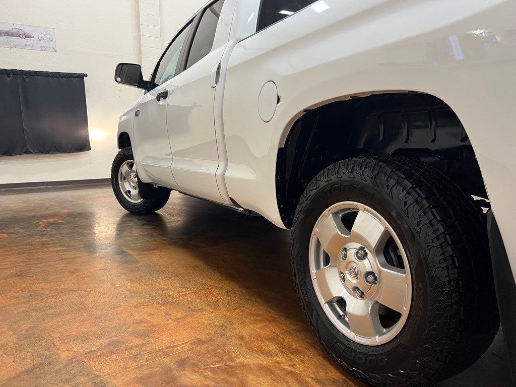 2017 Toyota Tundra Image 40