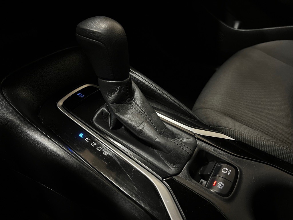 2020 Toyota Corolla Image 38