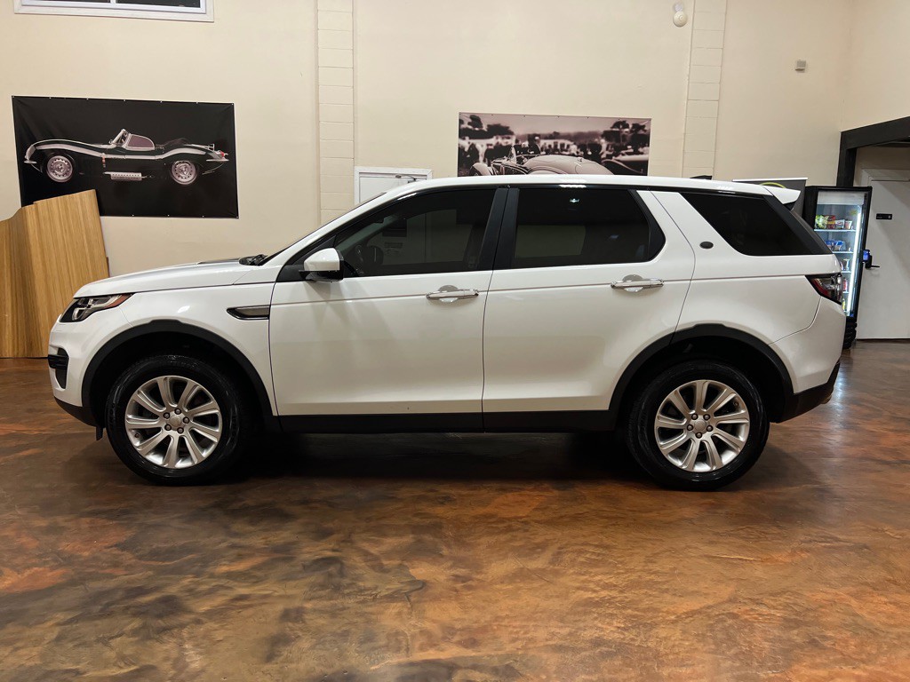 2019 Land Rover Discovery Sport Image 6