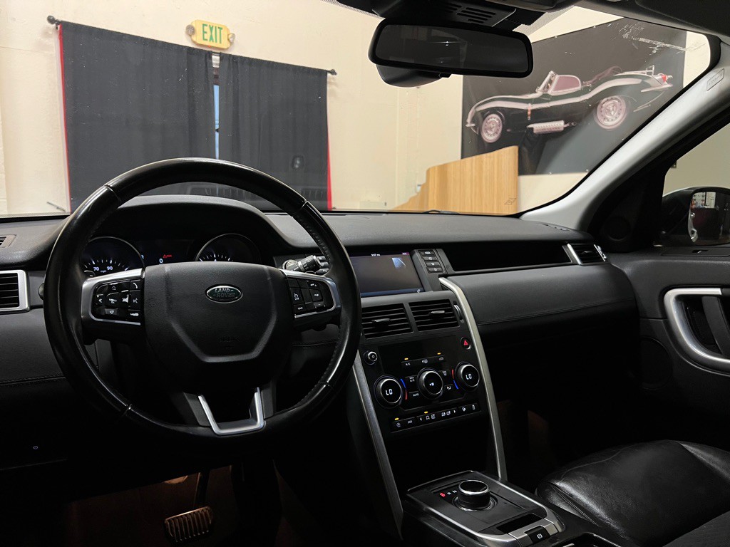 2019 Land Rover Discovery Sport Image 10