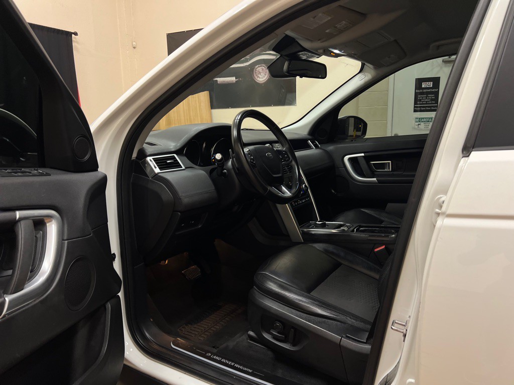 2019 Land Rover Discovery Sport Image 13