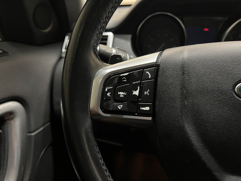 2019 Land Rover Discovery Sport Image 29