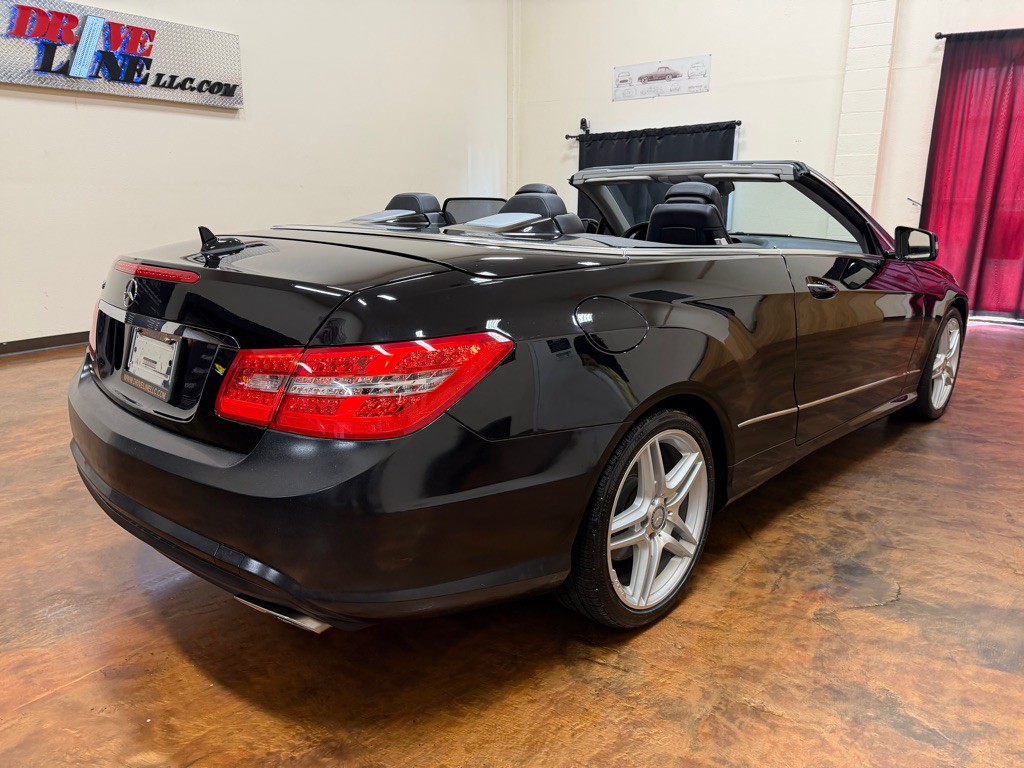 2011 Mercedes-Benz E-Class Image 9