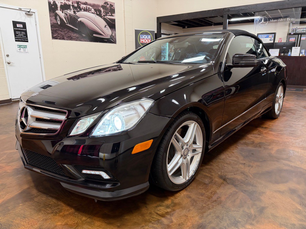 2011 Mercedes-Benz E-Class Image 12