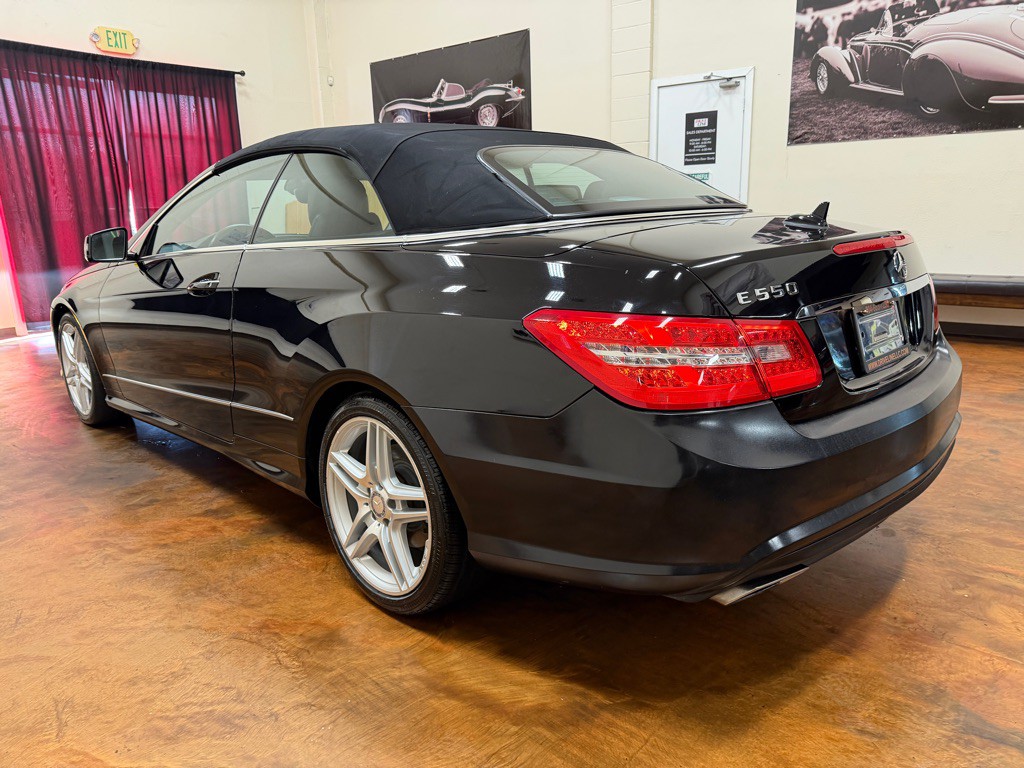 2011 Mercedes-Benz E-Class Image 14