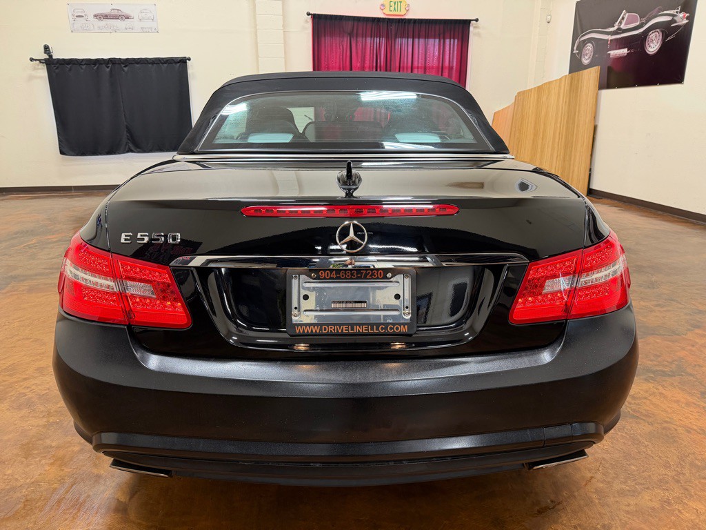 2011 Mercedes-Benz E-Class Image 15