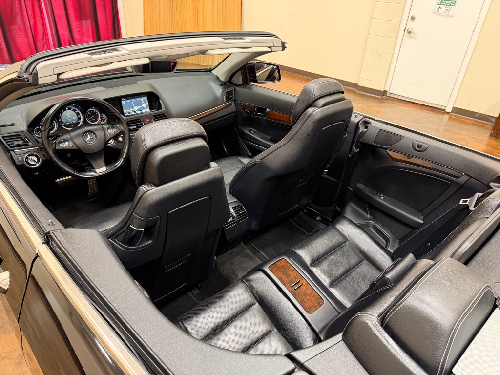 2011 Mercedes-Benz E-Class Image 19