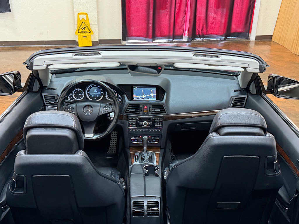 2011 Mercedes-Benz E-Class Image 20