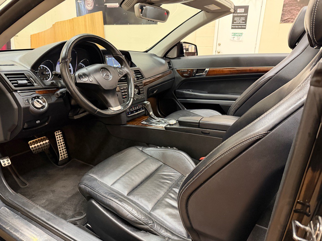 2011 Mercedes-Benz E-Class Image 23