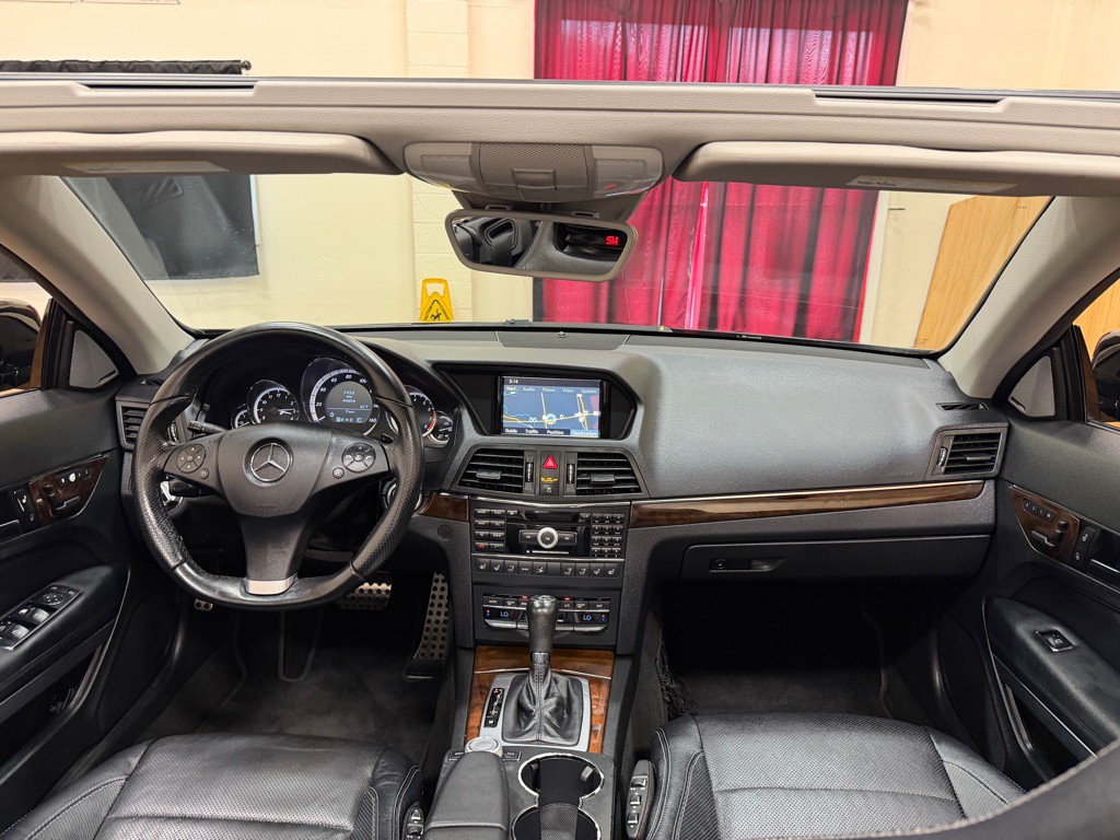 2011 Mercedes-Benz E-Class Image 33