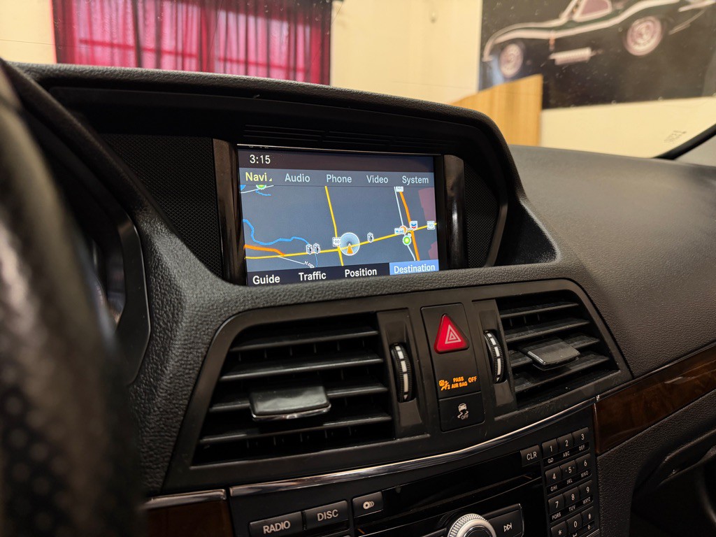 2011 Mercedes-Benz E-Class Image 40