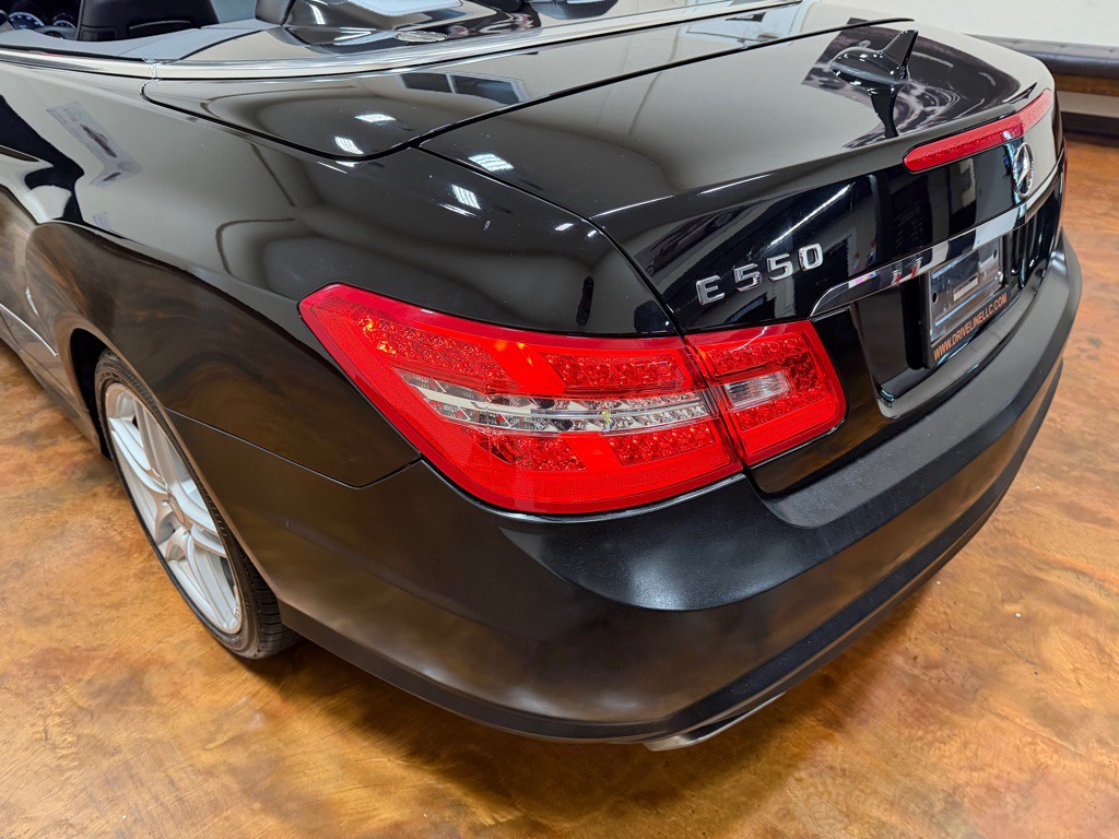 2011 Mercedes-Benz E-Class Image 50