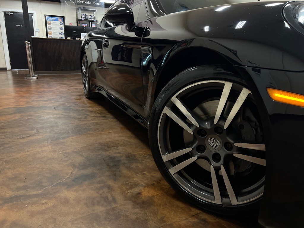 2014 Porsche Panamera Image 29
